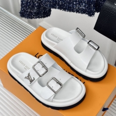 Louis Vuitton Slippers